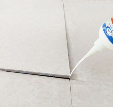 西市瓷砖空鼓维修公司分享卫生间瓷砖脱落的原因可能有以下几点